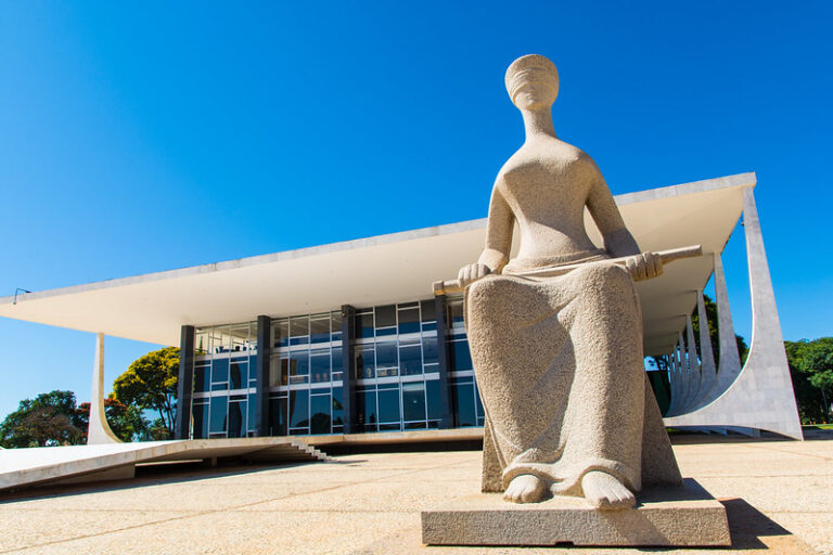STF pode julgar em novembro ações sobre retirada de conteúdo digital