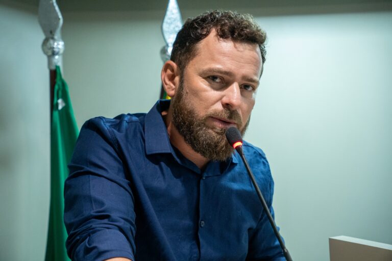 Júnior Cobiço comemora reeleição e rebate críticas a seu mandato