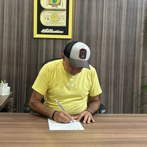 Prefeitura de Nova Palmeira contrata instituição para realizar concurso público