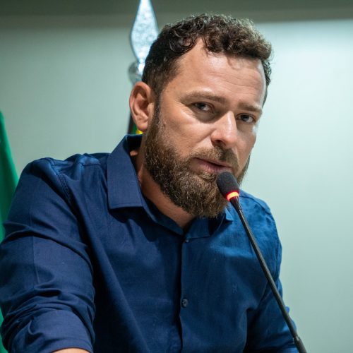 Júnior Cobiço comemora reeleição e rebate críticas a seu mandato